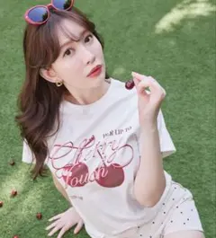 Cherry Tee '26 white チェリー　Tシャツ　herliptoのサムネイル