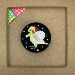 くるみボタン刺繍　オカメインコサンタ