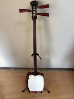 三味線 バチ、駒付き 紅木 皮破れ無し 三味線 バチ、駒付き 紅木 皮破れ無し 三味線 バチ、駒付き 紅木