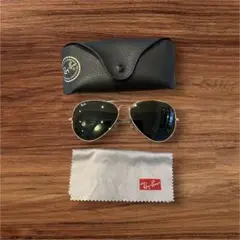 Ray-Ban アビエイター サングラス ゴールド