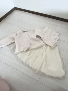 クリーム色 ドレス 入学式