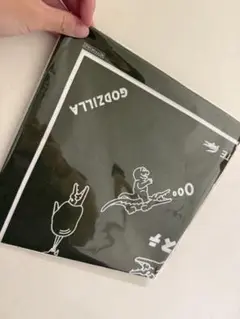 LACOSTE × ゴジラ コラボ ハンカチ
