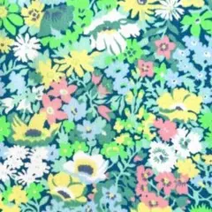 リバティ　ソープ　グリーンネオン×グリーン　生地幅半分×50cm