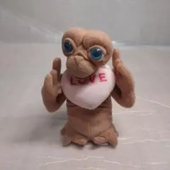 E.T. ぬいぐるみ ハート型クッション付き