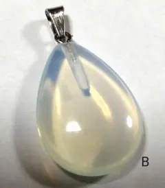 オパライトペンダントトップB　ネックレスチャーム　レディースペンダントトップ