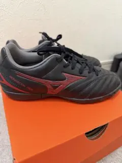 MIZUNO MONARCIDA NEO トレーニングシューズのサムネイル