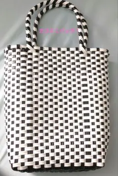 白黒ストライプかごバッグ