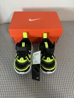 新品未使用　Nike スニーカー