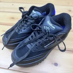 最終価格【美品】Reebok UN3D コラボスニーカー ブラック UN3D.がReebokとのコラボレーションスニーカー「Reebok × UN3D