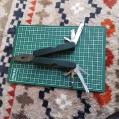 Item thumbnail for item 6d5761e6-5195-48e1-9e9f-68e1e9af4907