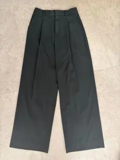 UNIQLO タックワイドパンツ 黒　M 本日削除