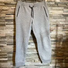 Item thumbnail for item 52bd77e3-314d-4f74-a698-a6bc01ce30ec