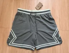 新品タグ付★NIKE JORDAN★ナイキ ジョーダン　ダイヤモンドショーツ★Ｌ