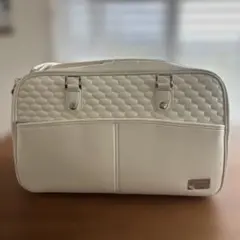 アウディのボストンバッグのサムネイル