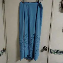 ザラ水色刺繍フレアロングスカートＬ