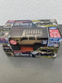LAND CRUISER 70 ワイドバンパー＆ビッグタイヤ装着　ラジコンのサムネイル