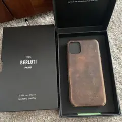 BERLUTI ベルルッティ iphone13promax ケース ベルルッティiPhone13 Pro Maxケース グレー ユニセックス 携帯