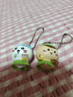 ちいかわ ガチャ食べものいっぱいマスコット フィギュア ハチワレ　くりまんじゅう