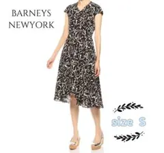 BARNEYS NEWYORK フレアワンピース