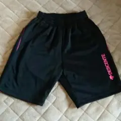 7月上旬頃発送 値下げ！試着のみ　デサントバレー短パン