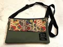 TITICACA チチカカ サコッシュ ミニショルダーのサムネイル
