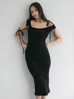 ANDMARY Effie slit dress black - メルカリ