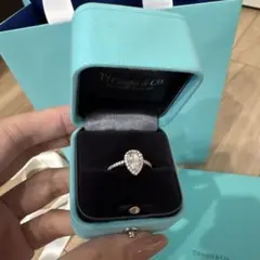 ティファニーソレストペアシェイプ　ダイヤモンドリング　婚約指輪のサムネイル