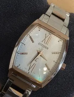 美品‼️＆完動品　CITIZEN XC トノー型　新品電池