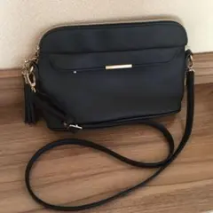 grove ショルダーバッグ ブラック 内装ベージュ