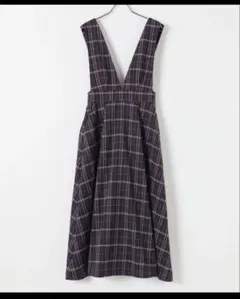 ハニーズ　Vネックジャンスカロングワンピース