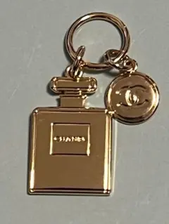 CHANEL 香水ボトルモチーフ チャーム ホリデー