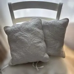 値下げ【私の部屋】30×30サイズ 中綿付き２個葉柄キルティングクッションカバーのサムネイル