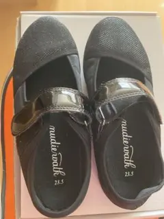 Item thumbnail for item 5ae7bcf9-ac07-4983-8b01-3780bb4bfe3a