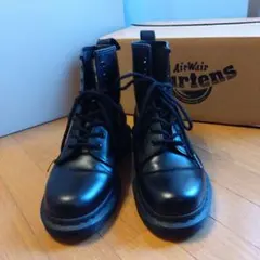 Dr.Martens ドクターマーチン 8ホール mono UK5