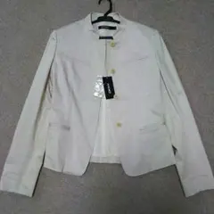 お値下げ新品  DKNYジャケットのサムネイル