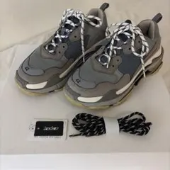 2026年最新】balenciaga トリプルs グレーの人気アイテム - メルカリ
