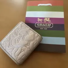 Coach 二つ折り財布 ゴールド ハート型
