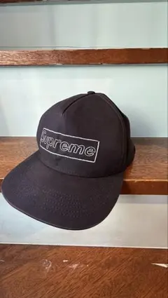 2026年最新】supreme kaws chalk logo 5-panelの人気アイテム - メルカリ