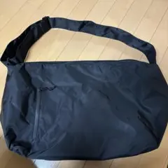 YAK PAK ショルダーバッグ ブラックのサムネイル