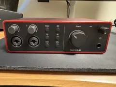 Focusrite Scarlett 4i4 Gen4オーディオインターフェイスのサムネイル