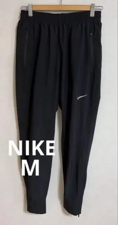 NIKE エッセンシャル ウーブン パンツ