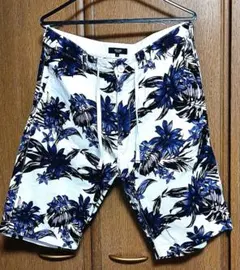 BEAMS HEART フローラルショートパンツ L