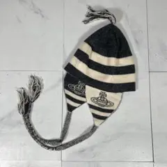 ア*ビ様 【正規品】Vivienne Westwood ボーダー ニット帽 耳当 - メルカリ