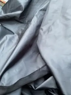 裏地　グレー、ポリエステル、縫製工場日本製￼