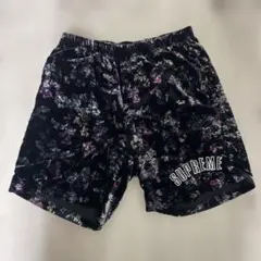Supreme 花柄ショートパンツ 2025年最新】supreme 花柄 パンツの人気アイテム - メルカリ