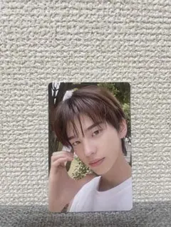 シニュ TWS トレカ