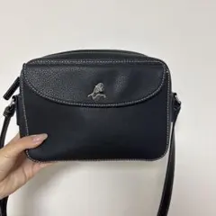 agnes b.ショルダーバッグ　ブラック　レザー　ターンロック