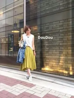 DouDouライトグレー ロングプリーツスカートのサムネイル