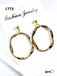 1772 ゴールド　フープ　ひねり　ピアス　イヤリング　ハンドメイド