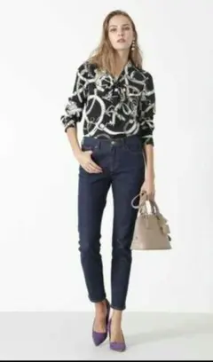 Item thumbnail for item 4e4f7bf5-60fd-4221-923e-f8fb686ef7f3